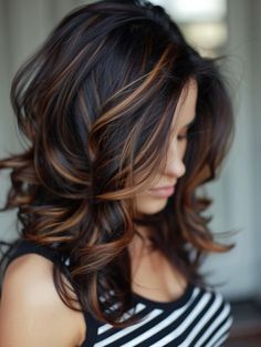 Rich Girl Hair, Brown Hair With Lowlights, Edgy Hair Color, Rambut Brunette, Edgy Looks, Hair Color Unique, Chocolate Brown Hair, Gorgeous Hair Color