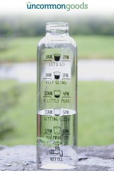 Pinterest Motivational Water Bottle, Diet Motivation, Detox Water, Superfoods, Get Healthy, Glass Bottle, Healthy Drinks, Healthy Habits, Apple Cider