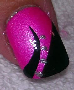 Pink and black Pink With Black Design Nails, Flyers Nails Design, Hot Pink Nails With Black Design, Neon Pink And Black Nails, Hot Pink And Black Nails Acrylics, Hot Pink And Black Nails, Pink And Black Nail Designs, Saved Nails, Negative Space Manicure