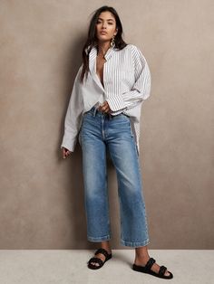 Trendy Daily Outfits, Women’s Casual Summer Outfits 2024, Women In There 30s Outfits, Midsize Summer Business Casual Outfits, Summer Fashion 30 Year Old, Wide Leg Jean Outfits Spring, White Jeans Denim Shirt, Spring Outfits For Women In Their 30s, Classic Women’s Style