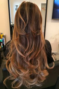 Trendy Layered Hairstyles, Thick Hair Cuts, Caramel Balayage, Long Layered Haircuts, Long Layered Hair, Haircuts For Long Hair, Long Layers, Honey Blonde, Long Hairstyles