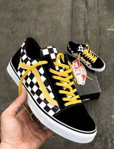 Vans Wallpaper, Rose Vans, Sneaker Vans, Custom Vans Shoes, Floral Vans, Cute Vans, Vans Custom, Vans Ultrarange