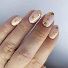 Nails Manicure Gold