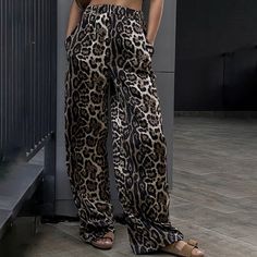 44510924210398|44510924243166|44510924275934 Leopard Pants, Printed Wide Leg Pants, Jeans Y2k, Autumn Fashion Casual, Denim Trousers, Streetwear Women, Look Plus, Wide Leg Denim, Casual Look