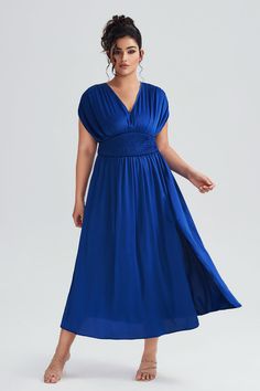 Plus Size Cocktail Dresses front1 Royal Blue Dress Plus Size, Plus Size Elegant, Plus Size Cocktail Dresses, Elegant Maxi Dress, Royal Blue Dress, Sleeveless Dresses, Chevron Dress, Refined Style, Blue Style