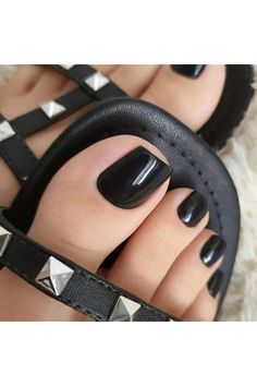 GLAMERMAID Press on Toe Nails,Black Toenails with Design,24 Pcs UV Glossy Glue on Toe Nails for Women Girls,Reusable Acrylic Stick on Toenails for Spring Summer Black Toenails With Design, Summer Advertisement, Black Toenails, Nails Black, Black Nails, Toe Nails, Women Girl