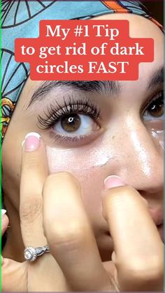 Tired of those dark circles and bags under your eyes? 😫 Don't fret! Check out our fun and natural guide on the best ways to banish them for good! 😇 From DIY remedies to overnight miracle treatments, we've got you covered. 💁‍♀️ Say goodbye to under eye darkness naturally and fast and hello to your refreshed self overnight! ✨ Eye Circle Remedies, Undereye Bags Remedy, Eye Bag Remedies, Overnight Remedies, Dark Undereyes, Dark Circle Remedies, Hide Dark Circles, Dark Eye Circles, Covering Dark Circles