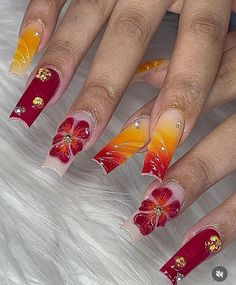 Des ongles parfait pour cet été, tropical, belles couleurs rappelant l’été !! #tendance #nailsofinstagram #nails #ongles #summer #girlboss #girlera #onfleek Cancun Nails, Yellow Nails Design, Summer Sets, Tropical Nails, Nail Prices, Colored Acrylic, Colored Acrylic Nails, Minimal Nails, Cute Acrylic Nail Designs