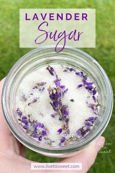 View of glass jar with sugar and fresh lavender from above. Lavender Sugar Recipe, Lavender Baked Goods, Lavender Dessert Recipes, Lavender Treats, Cold Coffee Drinks Recipes, Lavender Dessert, Lavender Birthday