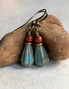 Boho Earrings Diy, Earthy Earrings, Czech Glass Jewelry, Diy Leather Earrings, Copper Penny, Glass Ring, Small Boho, Diy Wire Jewelry, Fall Earrings