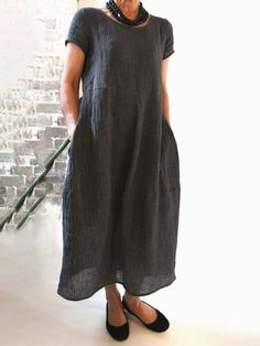 Solid Short Sleeve Round Neck Casual Maxi Dress With Pockets Plus Size Cotton Dresses, Elegant Cotton Dress, Elegante Y Chic, Neck Women, Dress Sleeve Styles, Linen Casual, Trendy Fashion Outfits, New Chinese Style, Maxi Robes