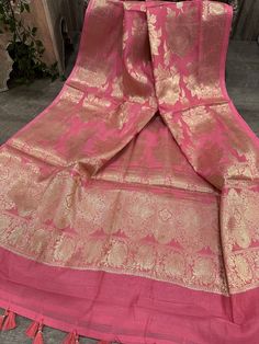 Gorgeous cotton silk bright pink Banarsi dupatta with beautiful rose motifs in gold zari. Luxury Pink Tussar Silk Dupatta, Pink Saree With Dupatta For Celebration, Bollywood Style Pink Dupatta For Diwali, Bollywood Pink Dupatta For Diwali, Pink Raw Silk Dupatta, Pink Unstitched Dupatta With Pallu, Pink Jamawar Dupatta With Pallu Detail, Pink Jamawar Dupatta With Pallu, Unstitched Pink Dupatta With Pallu