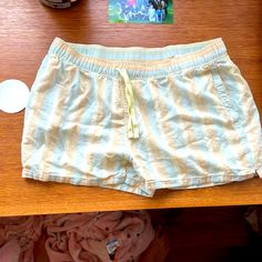 Patagonia Hippie Shorts A Size Medium, Never Worn And Really Cute. The Colors Are Bright And Faded At The Same Time But They Are Made That Way. Originally Sold For 70 Bucks. Hippie Shorts, Patagonia Shorts, Patagonia Womens, Blue Orange, That Way, Patagonia, Multi Colored, Size Medium, Womens Shorts