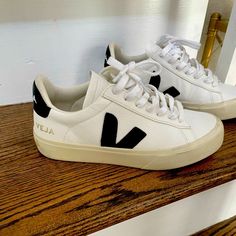 Size 5 barely worn Veja campo sneakers. Comes with box. Vejas Campo Sneaker, Veja Campo Outfit, Veja Sneakers Outfit, Tenis Veja, Veja Campo Sneakers, Zapatillas Veja, Sneaker Closet, Veja Shoes