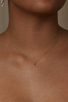 Little Ode Diamond Necklace – WWAKE Dainty Jewelry Aesthetic, Wwake Jewelry, Gold Dainty Jewelry, Necklaces White Gold, White Stone Necklace, خواتم خطوبة, Little Necklace, Neutral Jewelry, Pinterest Jewelry