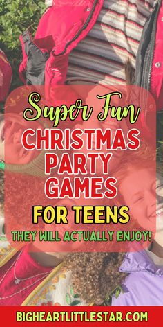 Teens having fun playing party games at Christmas Easy Group Games, Christmas Party Ideas Games, Christmas Games For Teens, Best Christmas Games, Teen Christmas Party, Party Ideas Games, Party Games Ideas, Christmas Party Ideas