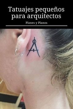 a woman with a small tattoo on her neck and behind her ear is the words, tatuais pequeros para arquitetos