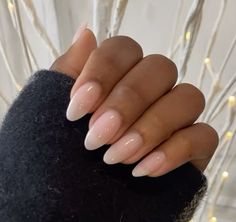 Simple Gel Nails, Work Nails, Classy Acrylic Nails, Almond Acrylic Nails, Short Acrylic Nails Designs, Oval Nails, Neutral Nails, Girls Nails, Dream Nails