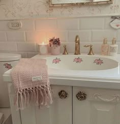 Bathroom, pink, aesthetic, coquette Muebles Shabby Chic, Living In London, Tiny Cottage, Dream House Rooms, Pretty Room, Classy Aesthetic, Cute House, Pink Houses, Future Apartment