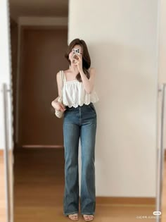 Casual Summer Korean Outfits, Cute Date Outfits Korean, Casual Day Outfits Classy, Tita Outfit Ideas Casual, Casual Summer Outfits Korean Style, Korea Summer Outfit Korean Style, Korean Girl Outfits Summer, Tita Outfit Casual, Korean Summer Fits