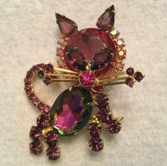 Juliana Jewelry, Watermelon Tourmaline, Vintage Brooches, Vintage Watches, Vintage Gold, Costume Jewelry, Antique Jewelry, Tourmaline, Brooches