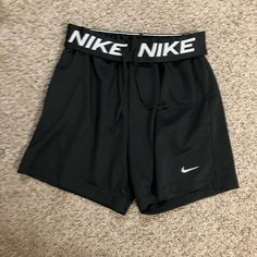 Nike Attack Women's Dri-Fit Fitness Mid-Rise 5" Unlined Shorts Made Out Of Sustainable Material Size Xs Retails For $30 Brand New With Tags Affordable Under Armour Casual Shorts, Nike Black, Athletic Shorts, Black Nikes