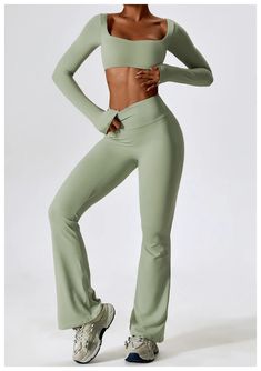 Sage Green Long Sleeve Top and Yoga Pant Athleisure Set – Seamlyss Apparel Sage Green Gym Outfit, Sage Green Workout Outfit, Matching Yoga Set, Gym Clothes Design, Green Sport Outfit, Sage Green Outfits, Athleisure Fits, Athletic Outfit Ideas, Sage Green Outfit