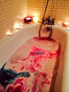 ♡Pinterest♡ @lalalalizax Collateral Beauty, Lush Products, Lush Cosmetics, Bath Art, Bubble Bath, Bath Bomb