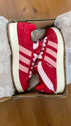 #red #adidascampus #00s #adidas #sneakers #shoes #outfitinspo #ootd #instafashion #campus #new Campus Adidas Shoes, Red Adidas Campus 00s Outfit, Red Campus 00s, Shoes Summer 2024, Red Campus 00s Outfit, Summer Shoes 2024, Red Adidas Campus, Red Campus, Summer Shoes Sneakers