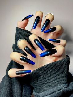 Coffin Ombre, Ombre Pattern, Short Coffin, Short Coffin Nails, Fake Nail, Nail Nail, Nails Inspo, Blue Nails, Nail File