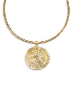 Ettika Statement Disc Choker Necklace in 18K Gold Plated, 15 Big Gold Necklace Jewellery, Big Necklaces Statement, Statement Gold Necklace, Chunky Gold Necklace, Big Pendant Necklace, Chunky Gold Necklaces, Big Necklace, Thrift Inspo, Large Necklace