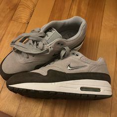 Vintage Classics - Gray Nike Airmax 1 Women’s Sneakers In Size 6. These Were Worn Once. They Are In Perfect Condition Aside From The Inside Letters Fading On The Sole (See Photo). Swoosh Is A Metallic Gray. Nike Airmax 1, Gray Nike, Vintage Classics, Grey Nikes, Shoes Nike, Womens Shoes Sneakers, Nike Air Max, Nike Shoes, Womens Sneakers