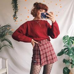 Artsy Outfit, Artsy Style, Retro Mode, Outfit Trends, Layering Outfits, Grunge Goth, Winter Trends, Winter Mode, Mode Inspo