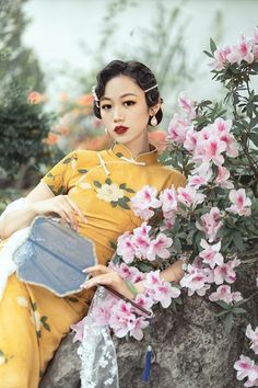 Old Shanghai Style, Chinese Hairstyle, Bridal Hair Vine, Cheongsam Dress, Asian Outfits