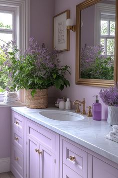 24+ Creative Lavender Apartment Ideas for 2025 Lavender Apartment Aesthetic, Lavender Powder Room, Violet Bathroom Ideas, Lavender And Green Bathroom, Bright Small Bathroom Ideas, Lavender Tile Bathroom, Lavender Wall Color, Lilac Bathroom Ideas, Soft Lavender Aesthetic