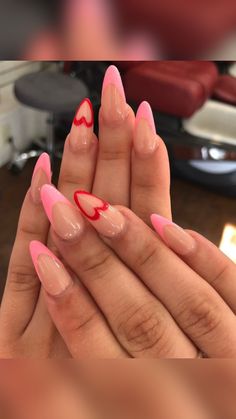 Alomd Nails Ideas, Pink And Red Nails, Acrylic Nail Art Ideas, Gökkuşaği Pasta, Mail Inspo, Vday Nails, Long Nail Art, Acrylic Ideas, Flower Acrylic