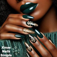 Celebrate the holidays with sophistication! These deep green nails with gold foil accents and intricate snowflakes are perfect for a chic and festive look. Designed to elevate your style this season. 🎅🎁  Green Christmas nail ideas Gold foil nail art Holiday manicure inspiration Snowflake nail designs Festive nails for Black women Xmas nail simple Nail Ideas Gold, Deep Green Nails, Gold Foil Nail Art, Green Nails With Gold, Green Christmas Nail Ideas, Nails For Black Women, Gold Foil Nail, Green Christmas Nail, Nail Art Holiday