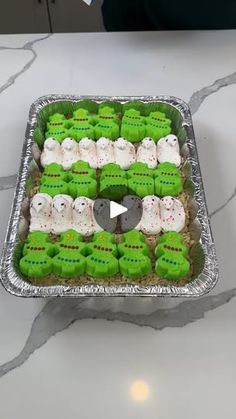 a cake made to look like the american flag with green and white frosting on it