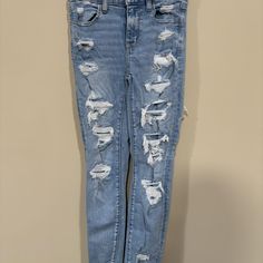 0 american eagle jeans 
#jeans 
#americaneagle American Eagle Jeans, Womens Bottoms, American Eagle, Women's Jeans, Women Jeans, Women Accessories, Outfit Accessories, Clothes