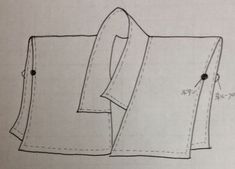 a drawing of a dress shirt with buttons on the front and back, showing how to sew