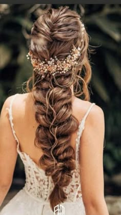 Long Hair Wedding Styles, Wedding Hair Inspiration, Wedding Hair Down, Hairdo For Long Hair, Wedding Hairstyles For Long Hair, Bridal Hair And Makeup, Crown Hairstyles, Wedding Hair And Makeup, Bride Hairstyles