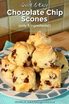 chocolate chip scones on a blue and white plate with text overlay that reads quick & easy chocolate chip scones only 5 ingredients