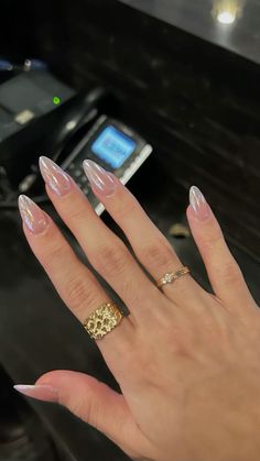 Haliyle Biber Nail, Heily Bieber Nails 2023, Haily Biber Nailart, Haylie Bieber Nails, Haley Bieber Nails, Hailey Nails, Engaged Dress, Celeb Nails, Nails Hailey Bieber