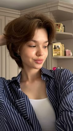 Short Hair Styles, Hair Color, Hair Cuts, Lily, Hair Styles, Makeup, Hair