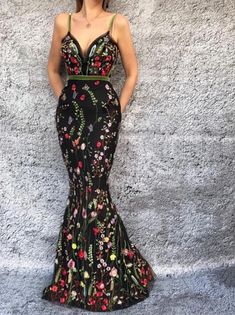 Tropical Onyx TMD Gown – Teuta Matoshi Vestido Charro, Trumpet Prom Dress, Floral Dress Wedding Guest, Floral Wedding Dress, Beautiful Prom Dresses, Long Prom Dresses, فستان سهرة, Black Flower, Mermaid Fashion