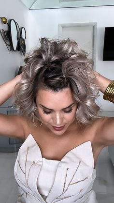 Instagram Cute Hairdo For Short Hair, Hairstyles For Short Hair Thanksgiving, Wedding Dos For Short Hair, Short Wavy Half Up Hairstyles, 2 Ponytails Half Up Half Down Short Hair, Hairdos For Bob Hair, Short Hairstyle Curls, Hairstyles For Court Hearing, Short Bob Bridesmaid Hairstyles