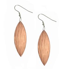 🎉 Celebrate your love with these stunning Copper Leaf Earrings! 💍 Perfect for your 7th anniversary, these earrings make a meaningful and beautiful gift for her. ✨ Get them now for only $40.00! 💸 #7thanniversary #copperanniversary #giftforher #sevenyearanniversary #copperearrings #handmadejewelry #loveisintheair #anniversarygift #copperlove #uniquegiftideas 7 Year Anniversary Gift, 7 Year Anniversary, 7th Wedding Anniversary, Award Winning Jewelry, Copper Anniversary Gifts, Copper Gifts, Copper Anniversary, 7th Anniversary Gifts, Copper Jewelry Handmade