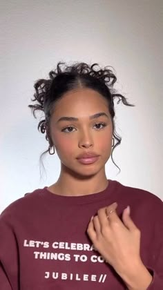 Formal Hair For Naturally Curly Hair, Minimalist Curly Hairstyles, Pulled Up Curly Hairstyles, How To Do Short Curly Hair, Cute Winter Curly Hairstyles, 3 A Hairstyles, Curly Hairstyles Thinning Hair, Homecoming Game Hairstyles, Messy Bun Elegant Classy