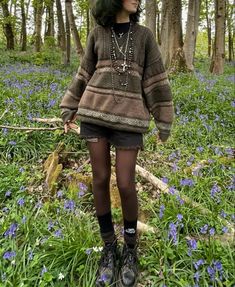 Urban Fairy Aesthetic, Forest Grunge Aesthetic Outfit, Whimsy Aesthetic Outfits, Earthy Grunge Aesthetic, Earthy Grunge Outfits, Fairy Grunge Crochet, Earthy Goth, Downtown Sweater, Val Core