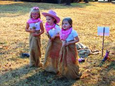 Sheriff Callie Birthday Party, Horse Theme Birthday Party, Party Ideas Activities, Sheriff Callie Birthday, Horse Themed Party, Lila Party, Themed Party Ideas, Western Birthday Party